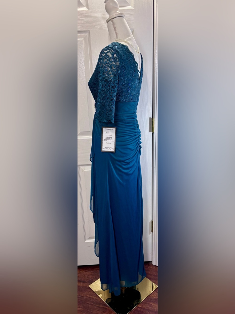 B&A by Betsy & Adam SZ 6-Petite Peacock Lace Ruched V-Neck 3/4 Sleeve Long Gown - Picture 5 of 12